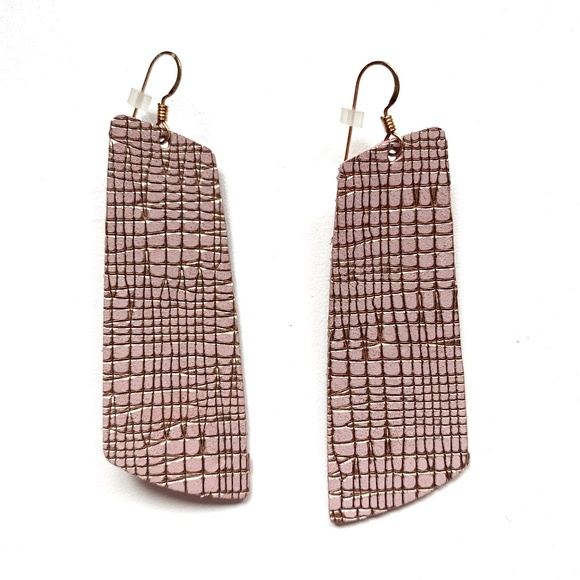 Lightweight Leather Statement Earring - pink / rose gold - Picture 1 of 2